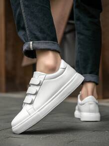 (Runs Small) Men's Classic Fashion Versatile White PU Splicing Hook And Loop Easy Wear Skate Shoes, Outdoor Sports Comfortable Non-Slip Low-Top Lightweight Flat Walking Shoes