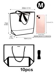 10 pièces/5 pièces/1 pièce Sacs fourre-tout cadeaux avec décoration de nœud noir et blanc simple. Grands sacs de transport en papier blanc. Sacs de shopping de couleur unie. Fournitures pour petites entreprises. Fête des pères, Fête des mères, rentrée scolaire, mariage d'été, anniversaire. Sacs cadeaux de qualité supérieure. Les meilleurs et les moins chers. Faveurs de mariage. Les meilleurs sacs cadeaux pour la famille et les amis