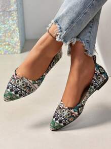 Women's Spring And Autumn Flat Shoes All Fashion Casual Comfortable Woven Pointed Toe Slip-On Shallow Boat Mouth Retro Style Women's Shoes