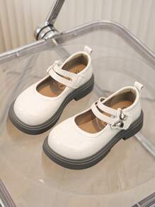 Sapatos de couro sem cadarço para meninas de 2 a 5 anos, novos sapatos de princesa com sola macia e estilosos para campus primavera/outono de 2025, para apresentações/palcos