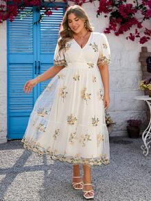 Simplee 大码女式网纱刺绣收腰短袖连衣裙，优雅生日派对礼服