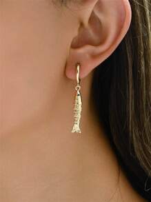 2pcs 3D Movable Fish Earrings, Gold Plated Fish Dangle Earrings, Articulated Fish Jewelry, Unique Fish Pisces Earrings, Sea Lover Gift For Her