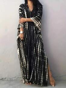 Plus Size Fashion Loose V-Neck Dress, Suitable For Beach, Romantic Vacation