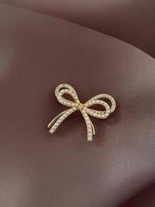 1pc Fashion Elegant Sparkling Double Bow Brooch, Pearl & Rhinestone Geometric Clothing Accessory