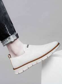 CLOHOO Brand Exclusive Breathable Mesh Sports Casual Men's Shoes, Comfortable Soft-Sole Hiking Shoes, Classic Style