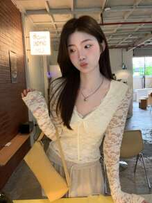 Áo lót dài tay cổ chữ V ren độc đáo, thanh lịch dành cho nữ, mẫu mới mùa xuân 2025. - Màu be - Xem 2