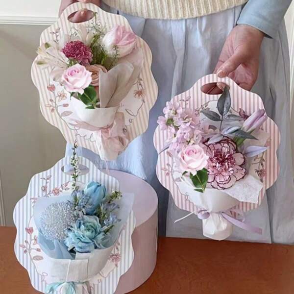 2 pezzi di semplici card con motivo floreale, materiale per confezione di profumo di fiori, scatola regalo in carta per piccoli profumo multifloreali, card di auguri con fiori freschi