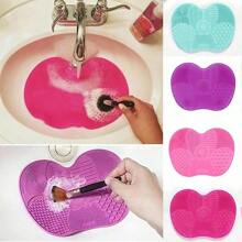 1 tampon de frottage en silicone avec ventouse, tampon de frottage en silicone, outil de beauté, tampon de frottage, tampon de nettoyage de pinceau de maquillage, brosse de beauté de nettoyage quotidien, pinceau de maquillage, tampon de frottage, bol de lavage pliant portable en silicone (style et couleur aléatoires)