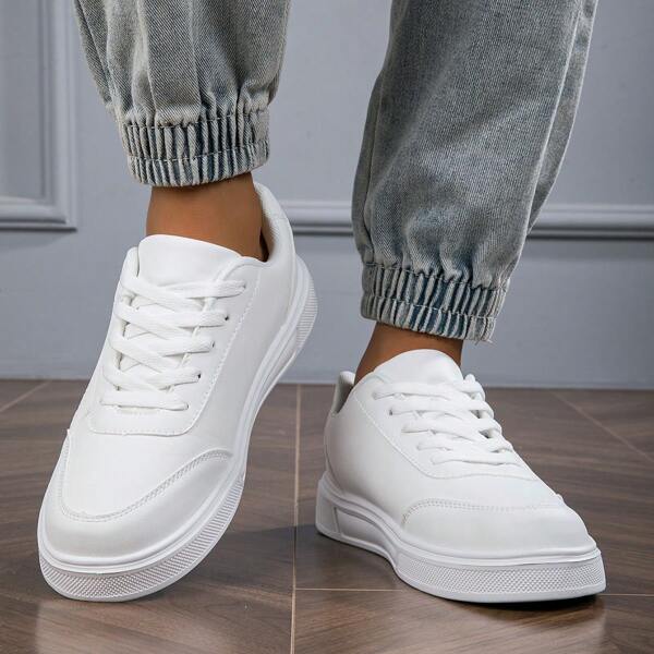 Zapatillas blancas transpirables y ligeras de verano para hombre talla grande, zapatos casuales y de ocio coreanos, calzado plano versátil