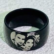 [定制产品] 个性化雕刻图片戒指，抛光设计 - 为情侣、家人和朋友定制，生日礼物，毕业礼物，万圣节礼物，圣诞节礼盒，男女珠宝 - 经过验证的珠宝系列，独特的配饰 - 彩色 - 查看 28