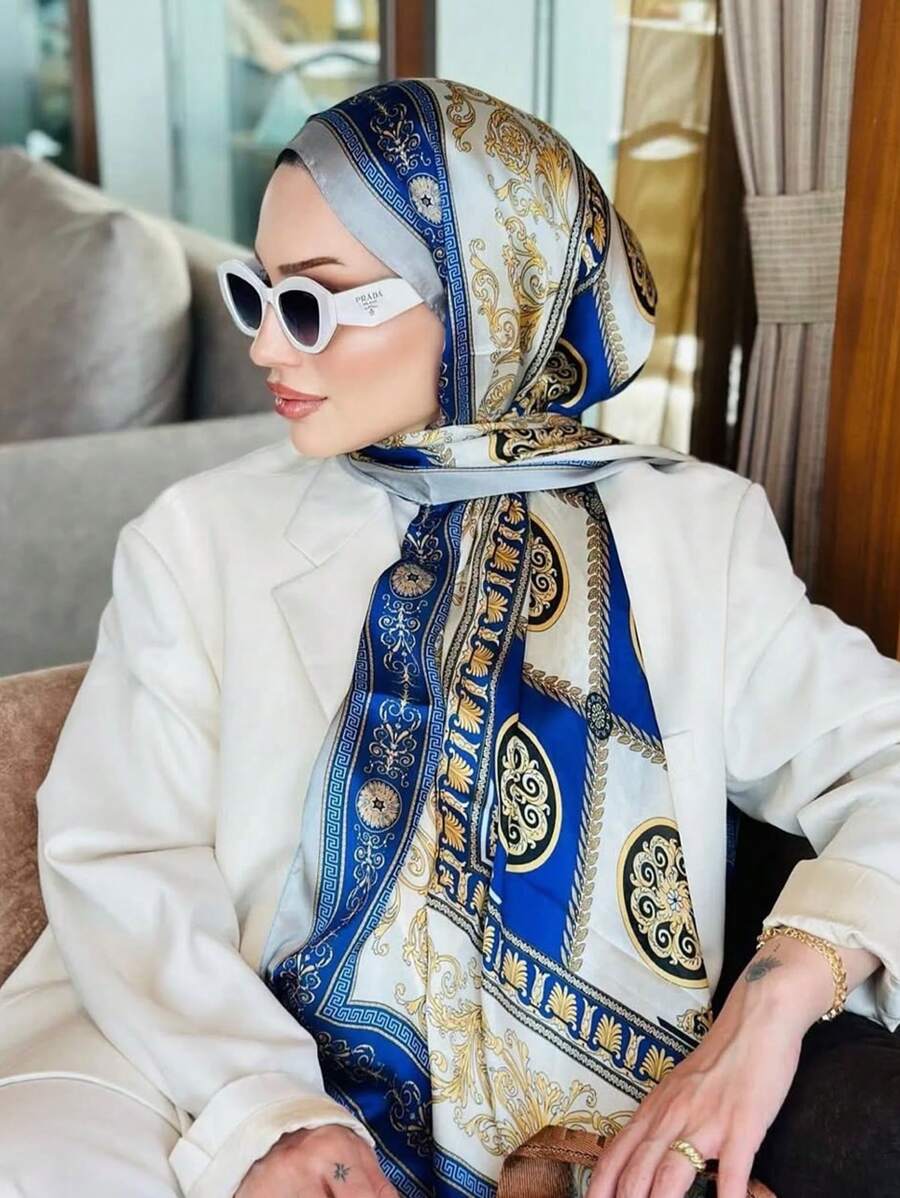 1件奢华时尚宫廷印花围巾，复古缎面披肩，仿丝头巾，休闲防风防晒旅行连衣裙