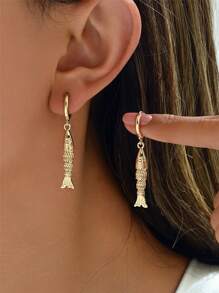 2pcs 3D Movable Fish Earrings, Gold Plated Fish Dangle Earrings, Articulated Fish Jewelry, Unique Fish Pisces Earrings, Sea Lover Gift For Her
