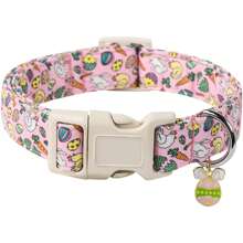 1 pieza Collar ajustable para perros por Pascua - Estampado de conejo, zanahoria y huevo, tela suave y cómoda, hebilla de liberación rápida para perros pequeños/medianos/grandes, regalo bonito para mascotas en la época del conejito de Pascua (Unisex, accesorios festivos para mascotas)