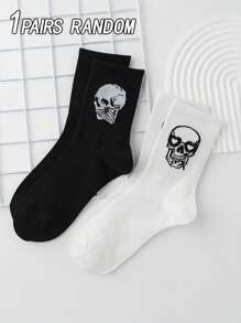 多双男士骷髅与魔鬼图案中筒袜，黑白相间，时尚百搭，柔软舒适，吸湿排汗，适合秋季穿着