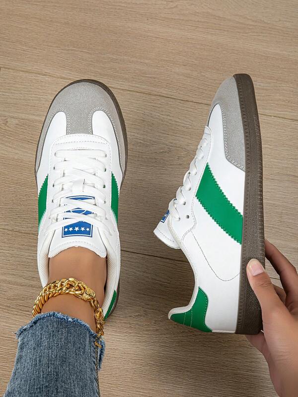 2025 Women's Classic Color Thin Sole Casual Sneakers, Retro Lace-Up Comfortable Versatile Flat Shoes