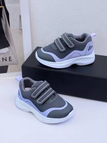 Colorblock Fashionable Flat Sports Shoes - Adorable, Comfortable, Soft, Lightweight, Super Fiber Hook And Loop, Suitable For Outdoor Activities - Grey - View 2