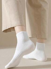 1/5/10 Pairs Classic Black & White Women Short Socks, Plus Size Breathable Casual Sock For Ladies, Spring/Summer/Autumn, Sports Style, Unisex Mid-Calf Socks, Versatile, College Style - Multicolor - View 4