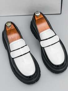 Scarpe casual da uomo con suola spessa, bicolore nero e bianco, stile coreano, stile inglese, mocassini