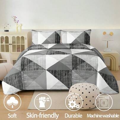2/3件套灰白几何三角形图案被套套装（不含枕套），透气超柔软，四季皆宜（1件被套+1/2个枕套，不含枕芯），柔和双色设计，卧室、客房、宿舍的理想之选。1件被套+1/2个枕套（不含枕芯），可机洗，尺寸可选：特大号、大号、标准双人床、单人床、宿舍、返校季