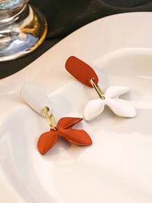 1 对女士优雅花瓣吊坠耳环，合金度假风格珠宝，百搭时尚配饰，适合日常和节日，简约休闲设计，无装饰，四季皆宜 - 彩色 - 查看 3