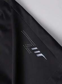 3 pares de pantalones cortos casuales deportivos sueltos y transpirables para hombre, con diseño de tira reflectante, con bolsillos y con cremallera y cordón en la cintura, adecuados para fitness, running y actividades al aire libre.