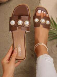 New Women Fashion Black & Beige Flat Sandals