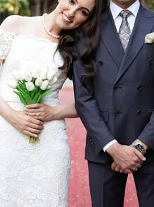 10 قطع من الزهور البيضاء الأنيقة الاصطناعية - ساق بلاستيكية ريالية ، مثالية لعيد الحب ، إكليل الربيع ، باقات الزفاف ، ديكور المنزل والمكتب والحفلات ، لا تحتاج إلى طاقة أو بطارية