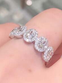 Elegant Luxurious Fully Crystalized Cubic Zirconia Circle Ring,Copper Simulated Diamond Jewelry Suitable For Women Wedding, Engagement, Holiday Gifts - Silver - View 4