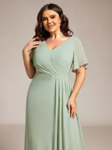 EVERPRETTY Đầm phù dâu cỡ lớn tay cánh bướm cổ chữ V xẻ cao xếp ly màu xanh lá cây nhạt dành cho đám cưới, tiệc tùng, váy dự tiệc cưới mùa xuân hè, đầm dạ hội. - Màu xanh Bạc hà - Xem 6