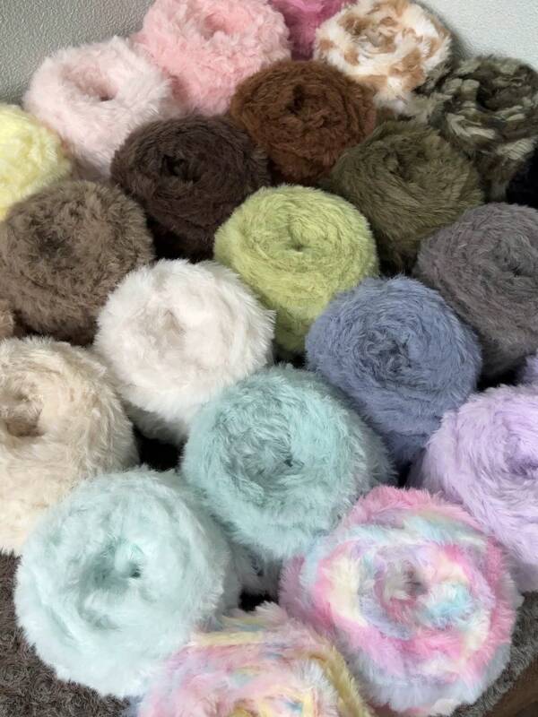 1pc 100g Crochet Yarn Woollen Yarn Thick Wool Imitation Mink Wool Fancy Yarn Thick Wool Hand Woven Yarn Soft Yarn DIY Crochet Knitting Yarn For Clothes, Hats, Scarves, Blanket Comfortable Fluffy Fur Yarn, Fuzzy Yarn Handmade Crochet Lover, Mother's Day Gifts, Birthday Decorations