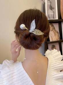 1pc Fashionable Rhinestone Mermaid Tail Hair Clip, Elegant Bun Maker, Party Gift,Festival,Birthday, Claw Clips - White - View 3