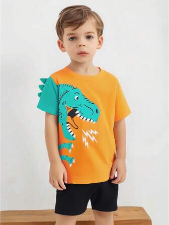 2 件套年轻男孩休闲卡通恐龙印花短裤套装，夏季