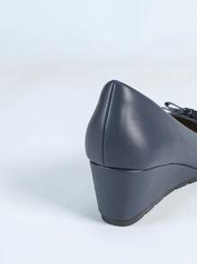 Women's Fashion Block Heel Soft Comfortable Slip-On High Heeled Pumps - Blue - View 3