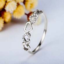 1 pièce Bague en argent sterling 925 avec design en forme de cœur et zircone synthétique. Bijou de qualité élégant à porter par les dames. Cadeau de fiançailles et de proposition