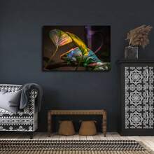 1pcs Framed Reptile Chameleon Poster Canvas Print Painting Wall Art Suitable For Living Room Bathroom Bedroom Hotel Apartment Home Kitchen Restaurant Corridor Pet Shop Studio Children's Room Home Office Decoration Ready To Hang