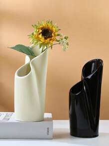 1pc Ceramic Vase Home Decor, Dried Flower Decoration For Living Room, Office, Modern Vase For Wedding, Party, Dining Table Gifts Birthday Graduation