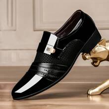 Men's Main Bright Pointed Toe Formal Shoes With Metal Elements, Suitable For Business Casual, Wedding Wear, Banquets And Meetings In Non-Formal Occasions Suitable For Teen Summer Casual Or Outdoor Athletic Or Vacation Travel Or Graduation Gifts Or Birthday Dress Accessories - Black - View 2