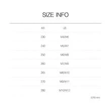 Crocs Unisex CLASSIC LINED OVERPUFF CLOG Comfortable Shoes M US - White - View 8