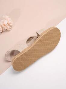 Damen römischer Stil Sandalen mit elastischem Riemen und Geflecht-Sohle, modische, leichte und vielseitige Flachsandalen für den Sommer - Beige - Übersicht 7
