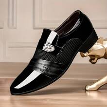 Men's Main Bright Pointed Toe Formal Shoes With Metal Elements, Suitable For Business Casual, Wedding Wear, Banquets And Meetings In Non-Formal Occasions Suitable For Teen Summer Casual Or Outdoor Athletic Or Vacation Travel Or Graduation Gifts Or Birthday Dress Accessories