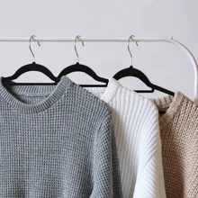 Ganchos Metálicos para Ropa - Alta Calidad, Terciopelo Negro y Antideslizantes de Adulto - Negro - Ver 6