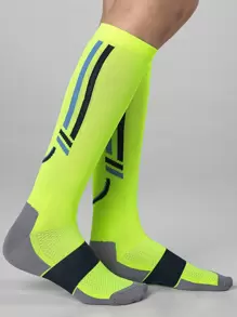 Kit 2 Pares Meia Feminina Poliamida Ciclismo Corrida Performance Treino Esportiva Compressão