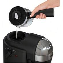 Espressería Manual, con capacidad de 4 Tazas, incluye boquilla de vapor y filtro de acero inoxidable, prepara espressos o cappuccinos de forma fácil y rápida, negra, EX1728MX - 1 - Ver 6