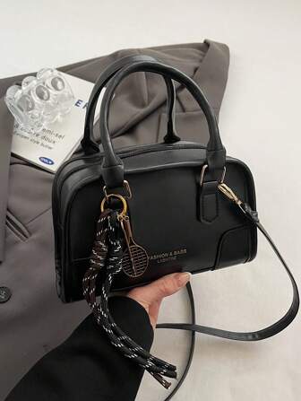 新款复古简约方形包，通勤手提包，撞色高档加垫保龄球包，时尚户外旅行单肩包，可调节舒适肩带，顺滑拉链，时尚装饰