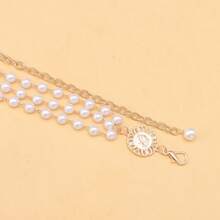 Chaîne de perles rétro élégante avec pendentif circulaire petit. Chaîne de perles superposée en trois couches avec volant latéral. Chaîne de taille/chaîne de corps pour femmes