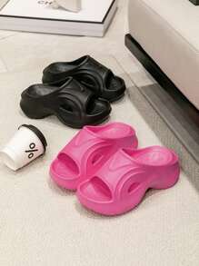 1 Pair Thick-Sole High Heel Durian Sandal, Outdoor Beach Slippers, Soft EVA Sole Slide, Non-Slip, Waterproof, Wear-Resistant, Breathable, Ladies Thick-Sole, Indoor House Slippers, Bathroom Shower Plastic Sandal, Open Toe Flat Sandal, Fashionable Rhombus Pattern Outdoor Slide