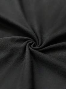 Camiseta gráfica de camión rojo para parejas del Día de San Valentín – 100% algodón, tallas S-XXXL, negra con diseño de coche vintage y corazones, camiseta casual para exteriores para hombres y mujeres - Negro - Ver 5