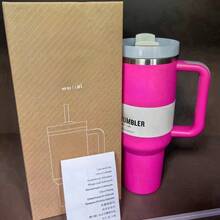 Vaso de 40 oz H2.0 con asa, botella de agua de acero inoxidable con aislamiento al vacío de doble pared, artículos de bebida de verano de primera calidad, frasco práctico portátil, taza de viaje, taza de café helado para acampar al aire libre, senderismo, conducción, viajes, - Rosa Fucsia - Ver 1