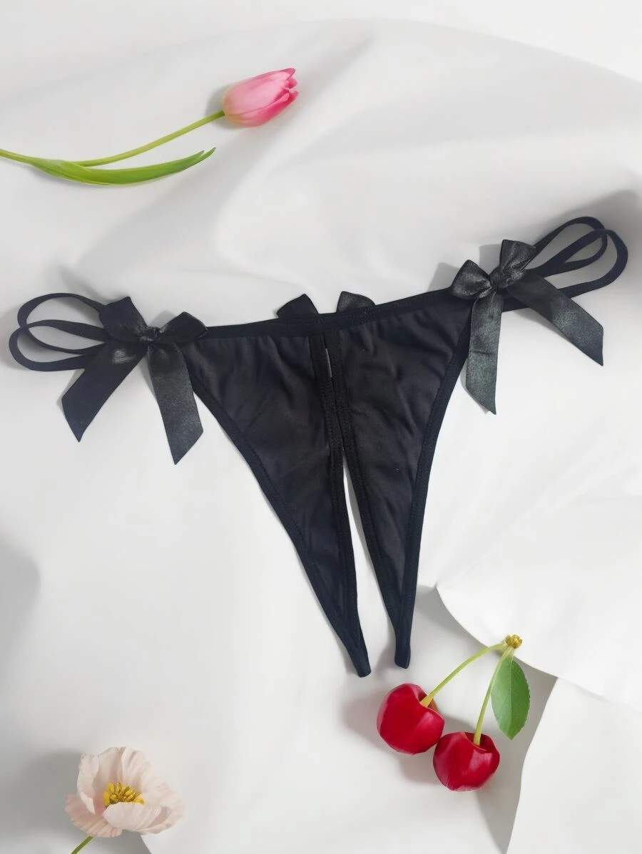 性感内衣内裤，缎面光滑，双蝴蝶结设计，开裆丁字裤 | 前后双蝴蝶结设计，透视 T 型内裤，性感内衣蝴蝶结裆丁字裤，冰丝光滑面料 + 3D 剪裁，凉爽不吸汗。正面双大蝴蝶结 + 背面开裆蝴蝶结 T 型内裤 - 黑色 - 查看 1