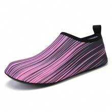 Chaussures aquatiques unisexes d'été, chaussures d'eau rouges pour hommes et femmes, chaussettes pieds nus pour la plage, le surf, la plongée, la natation, chaussures de fitness intérieures souples et antidérapantes pour le yoga, le tapis roulant et les sports